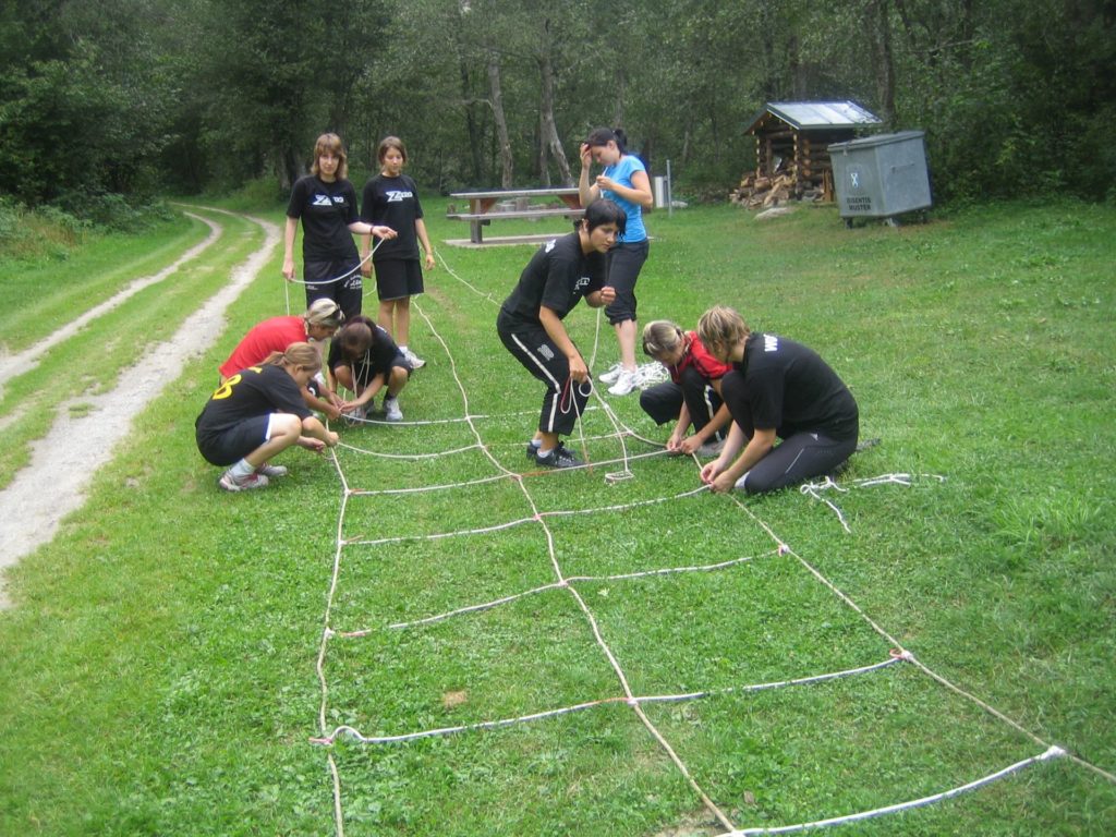 Nepalbrücke bauen