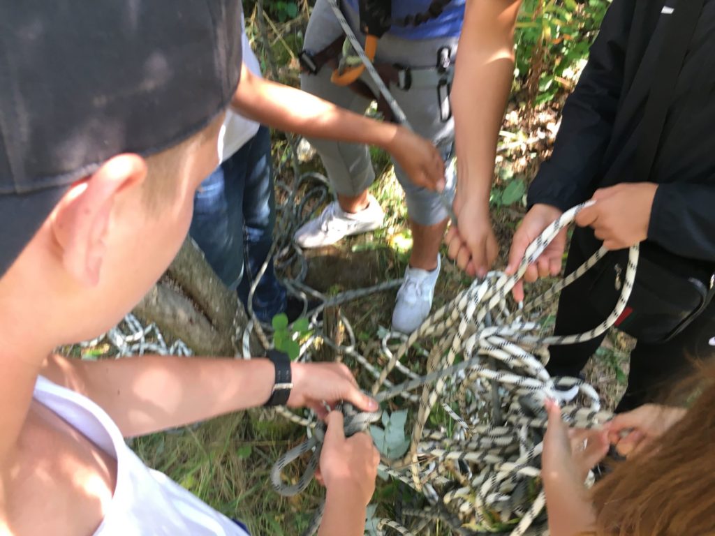 Nepalbrücke bauen